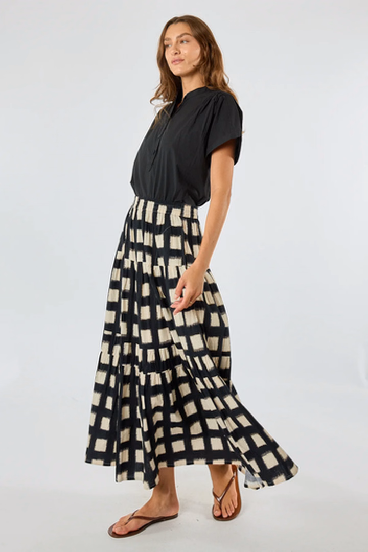 Itami Bloc Skirt at Kabana